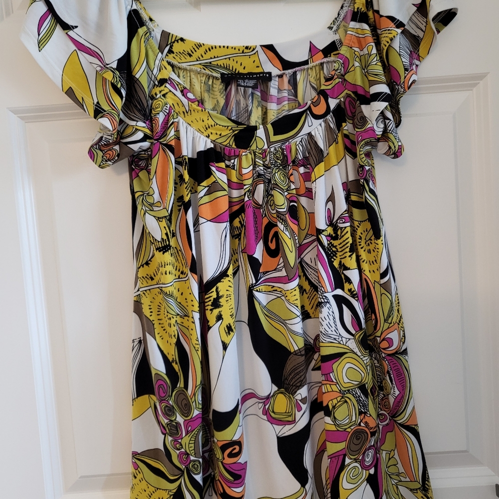 Grace Elements top sz L
